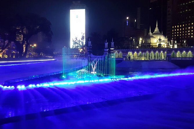 Half Day City Tour including The River of Life - The Sum Up