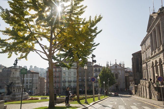 half-day-city-tour-with-six-bridges-cruise-and-wine-tasting