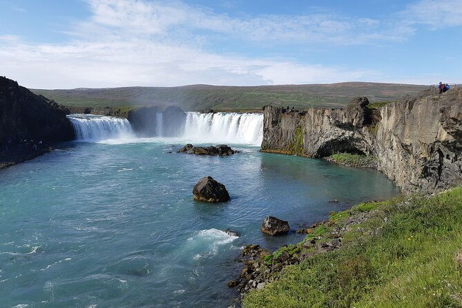 half-day-combo-tour-to-godafoss-laufas-and-the-christmas-house