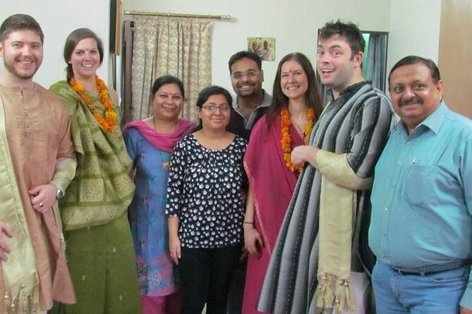 Half-Day Cooking Lesson and Dinner With Local Family in New Delhi - Authentic Indian Cooking in New Delhi: A Close-Up with a Local Family