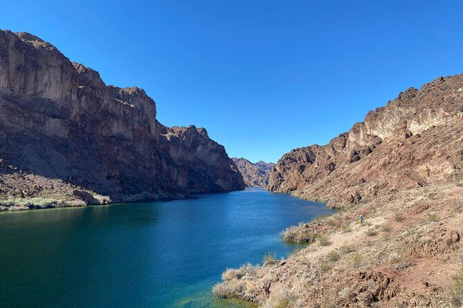half-day-emerald-and-echo-cave-kayak-adventure