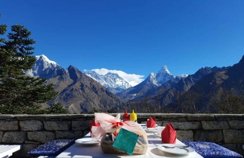 Half-Day: Everest Helicopter Tour with Breakfast - Key Points