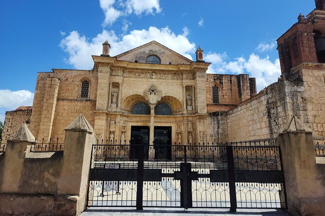half-day-excursion-colonial-zone-faro-to-colon-3-eyes-park