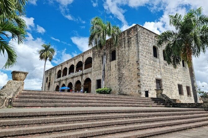 half-day-excursion-colonial-zone-faro-to-colon-3-eyes-park