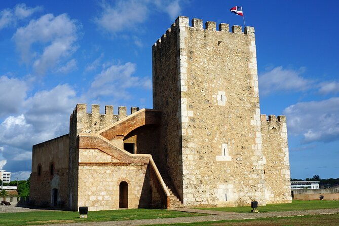 half-day-excursion-colonial-zone-faro-to-colon-3-eyes-park