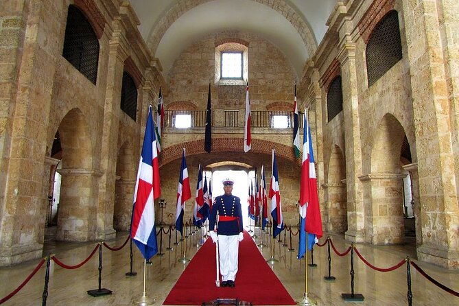 half-day-excursion-colonial-zone-faro-to-colon-3-eyes-park