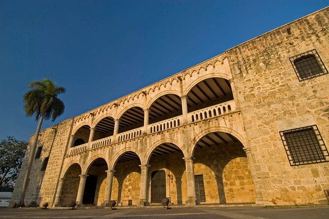 half-day-excursion-colonial-zone-lighthouse-to-colon-and-tres-ojos-from-santo-domingo