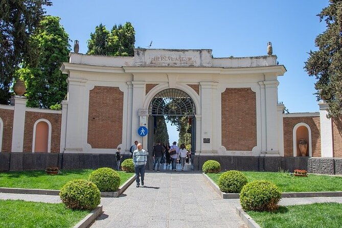 half-day-excursion-to-herculaneum-from-naples-with-lunch