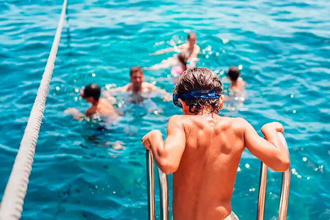 half-day-experience-through-the-virgin-coves-of-the-south-of-menorca