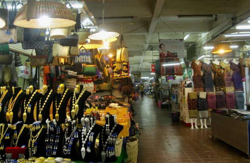 half-day-exploring-the-charms-of-vientiane-and-hotel-pickup