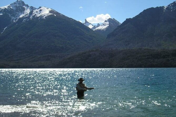 half-day-flyfishing-or-spinning-in-the-limay-river-from-bariloche