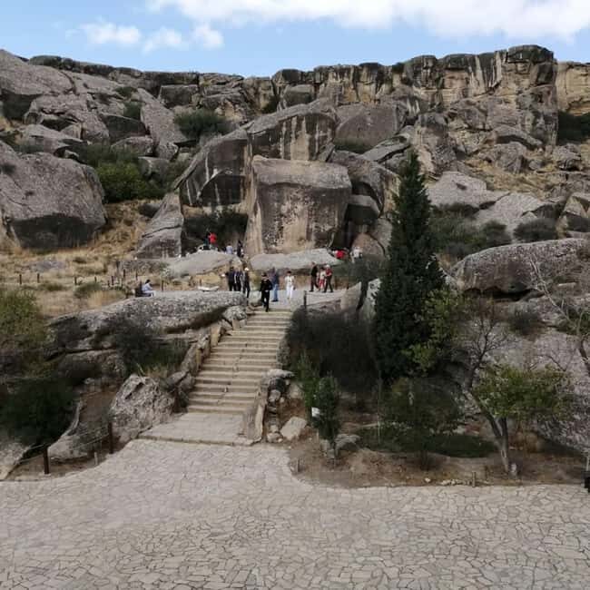 Half-Day Gobustan & Mud Volcanoes Tour - Exploring the Unique Charms of Azerbaijan with the Half-Day Gobustan & Mud Volcanoes Tour