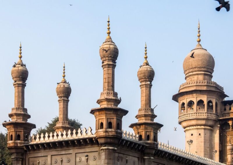 Half Day Guided Hyderabad Shopping and Food Tasting Tour - Key Points