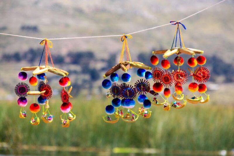 half-day-guided-lake-titicaca-tour-to-uros-floating-islands