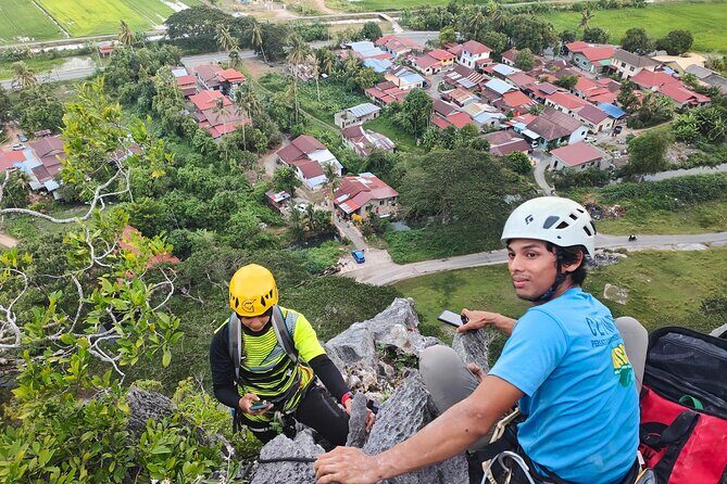 Half Day Guided Multi-Pitch Climbing in Gunung Keriang - Key Points