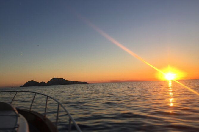 half-day-guided-sunset-tour-on-the-sorrento-coast-2