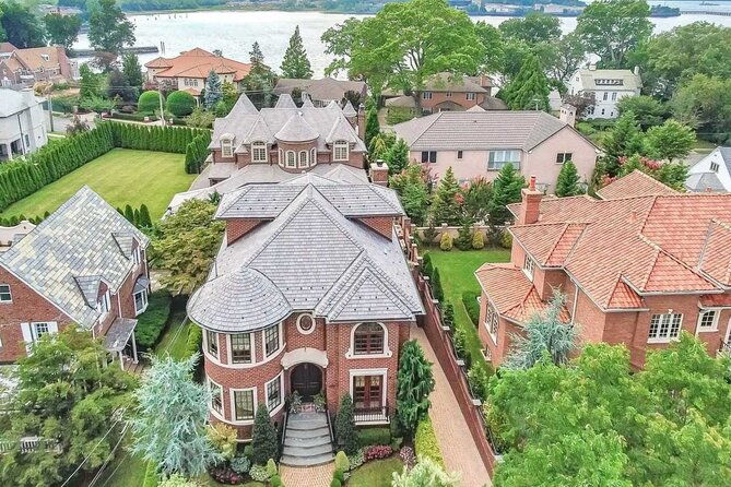 half-day-guided-tour-of-bronx-queens-and-brooklyn