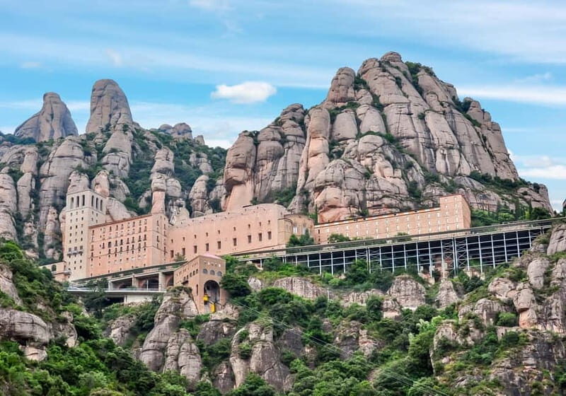 Half-Day Guided Tour of Montserrat & Sagrada Familia - What to Keep in Mind