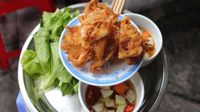 half-day-hanoi-foodie-tour-by-motorbike