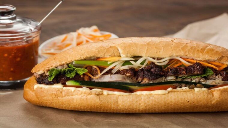 half-day-hanoi-foodie-tour-by-motorbike