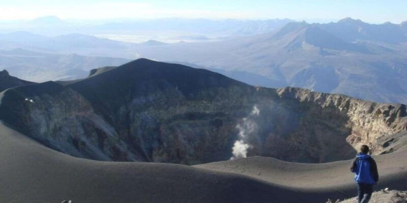 half-day-hike-to-misti-volcano