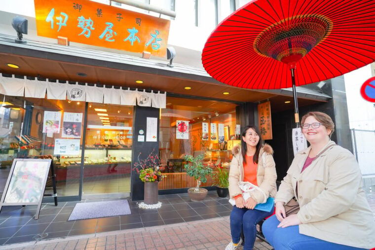 half-day-himeji-castle-town-bike-tour-with-lunch-2