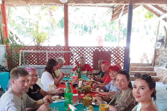 half-day-horseback-riding-tour-in-el-limon