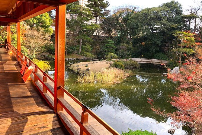 half-day-kokura-walking-tour-including-toto-museum