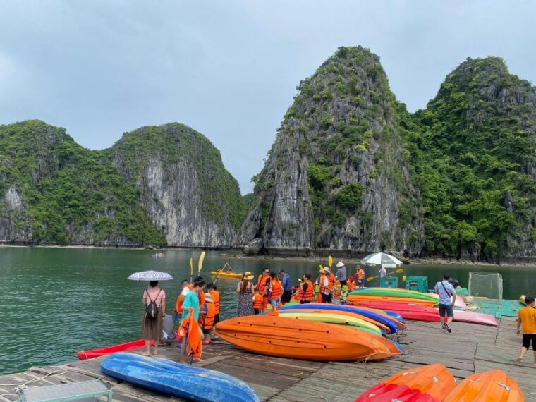 half-day-lan-ha-bay-boat-trip-kayakingsnorkel