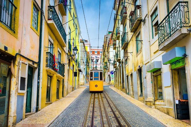 half-day-lisbon-private-tour-of-the-city-charms-2