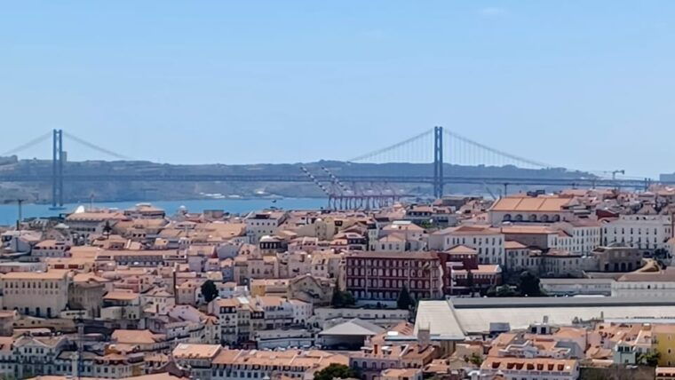 half-day-lisbon-tour-small-group-through-the-city-of-7-hills