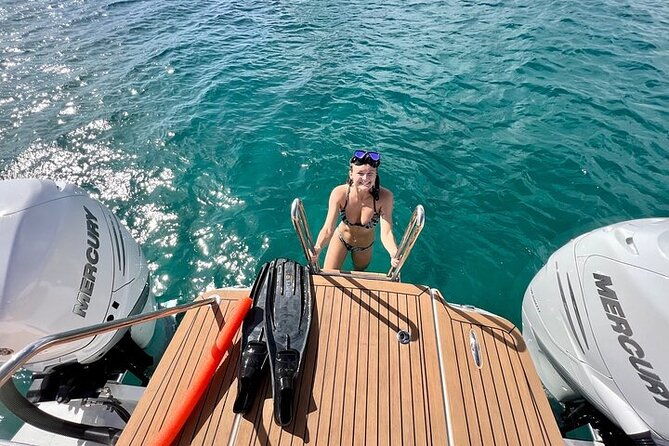 half-day-luxury-catamaran-turtle-snorkel-and-beach