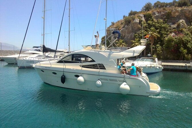half-day-luxury-motor-yacht-cruise-in-granada