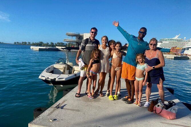 half-day-luxury-private-rose-island-pigs-and-turtles-excursion