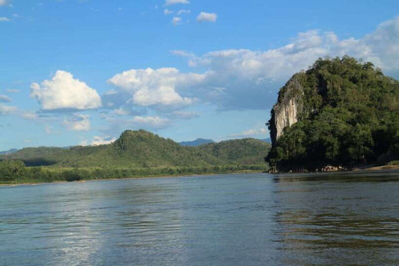 half-day-mekong-cruise-to-pak-ou-caves-morning-afternoon