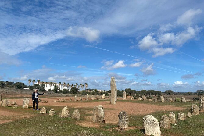 half-day-monsaraz-megaliths-tour-from-evora-by-archaeologists