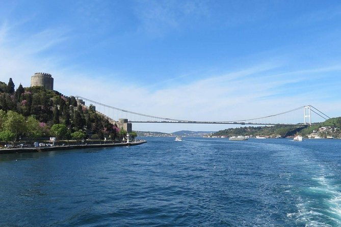 half-day-morning-bosphorus-cruise-spice-bazaar-visit-bus-and-boat-tour