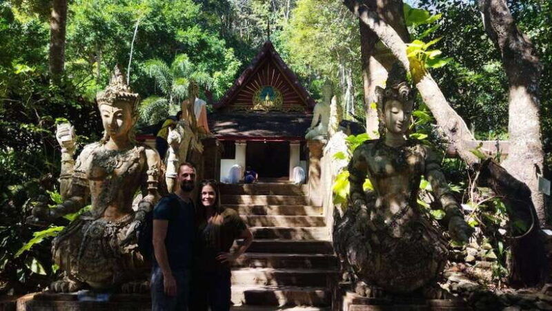 half-day-morning-wat-pha-lat-wat-phra-that-doi-suthep-tour