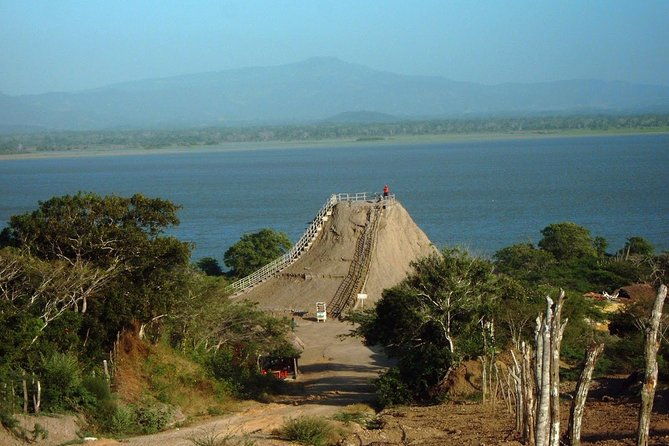 half-day-mud-volcano-from-cartagena
