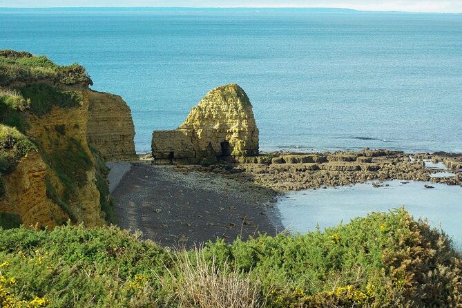 half-day-omaha-beach-pointe-du-hoc-dday-tour-from-bayeux