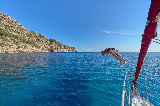 half-day-on-a-private-sailboat-in-mallorca-port-dandratx