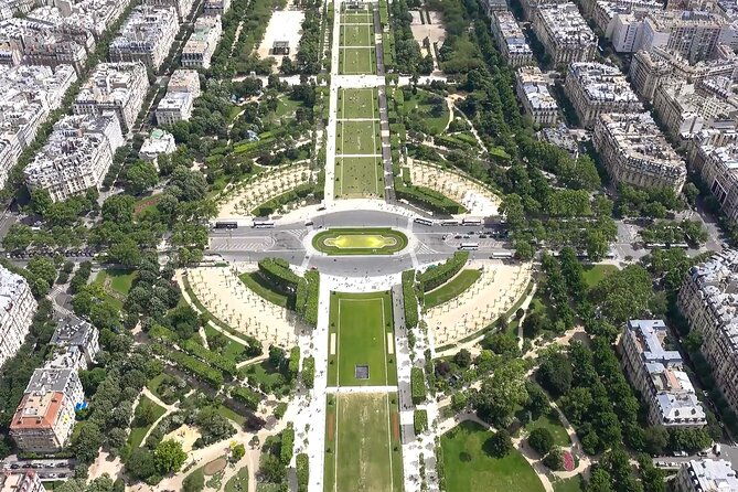 half-day-paris-cruise-walking-tours-eiffel-louvre-notre-dame