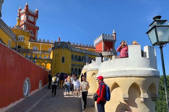 half-day-park-and-pena-palace-and-sintra-village-private-tour