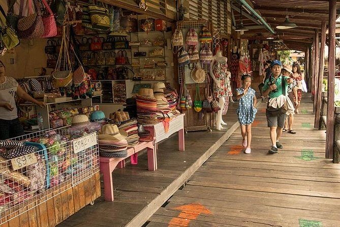 Half day Pattaya Floating Market and Underwater World Pattaya Combo - Who Should Consider This Tour?