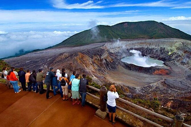 half-day-poas-volcano