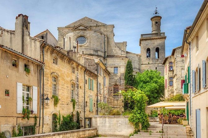 half-day-pont-du-gard-uzes-nimes-tour-from-avignon-2