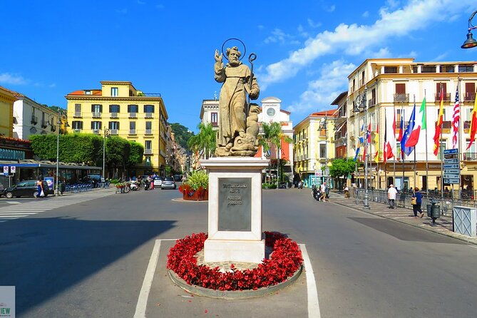 half-day-positano-and-sorrento-tour-from-naples