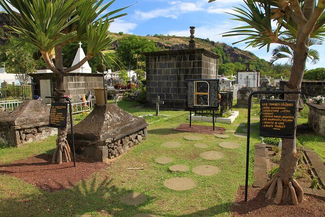 Half-day Private and Guided Excursion of the west of Reunion - Key Points
