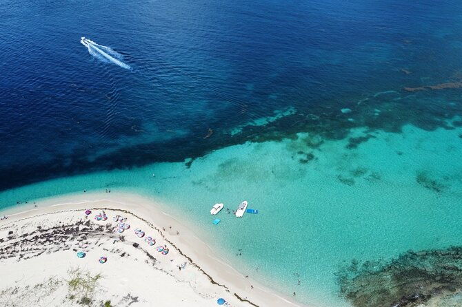 half-day-private-boat-experience-with-appetizer-and-drinks