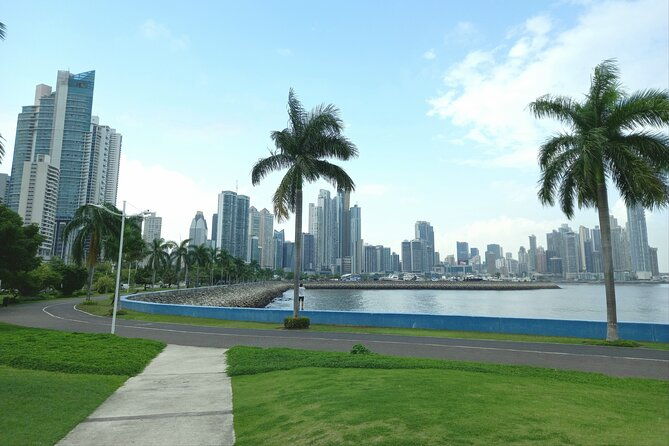 half-day-private-city-tour-and-panama-canal